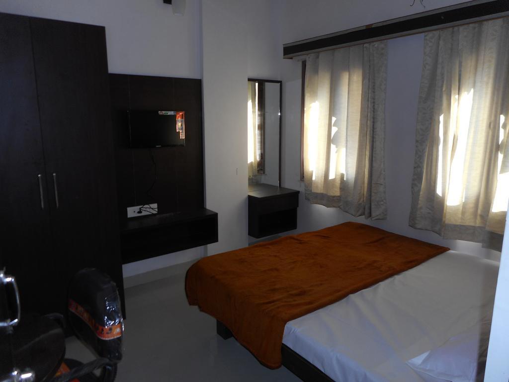 Mewar Avenue Guest House Удайпур Стая снимка