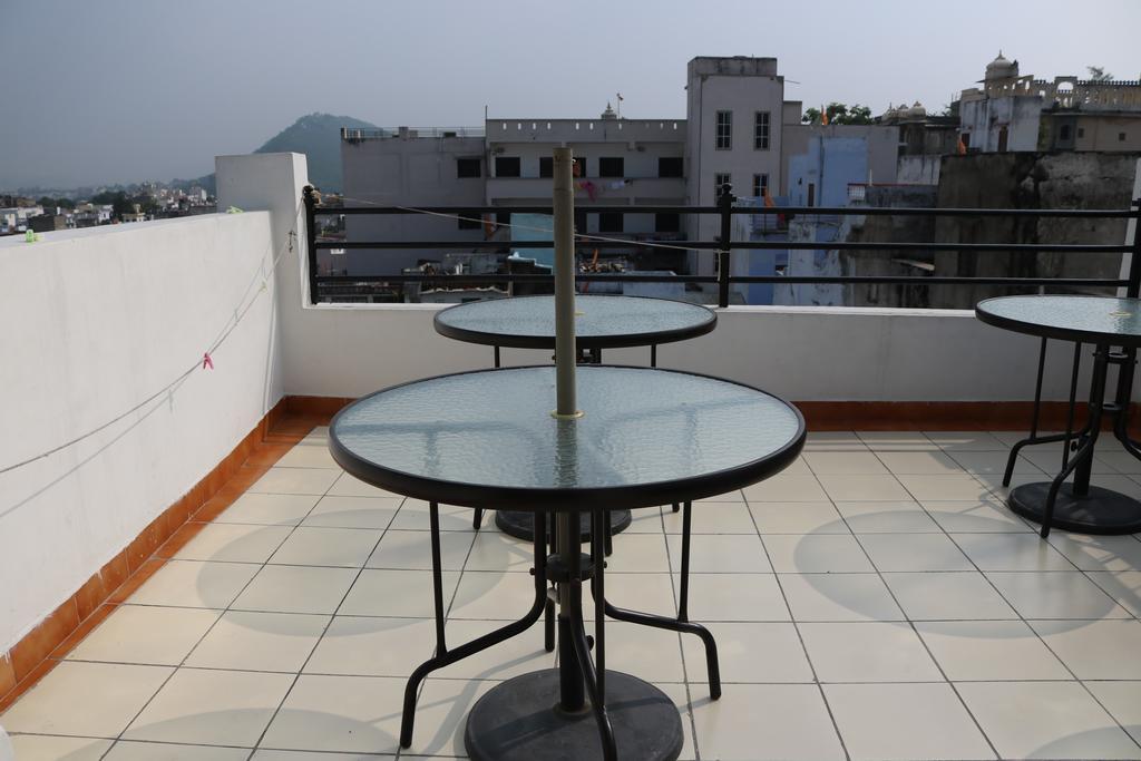 Mewar Avenue Guest House Удайпур Екстериор снимка